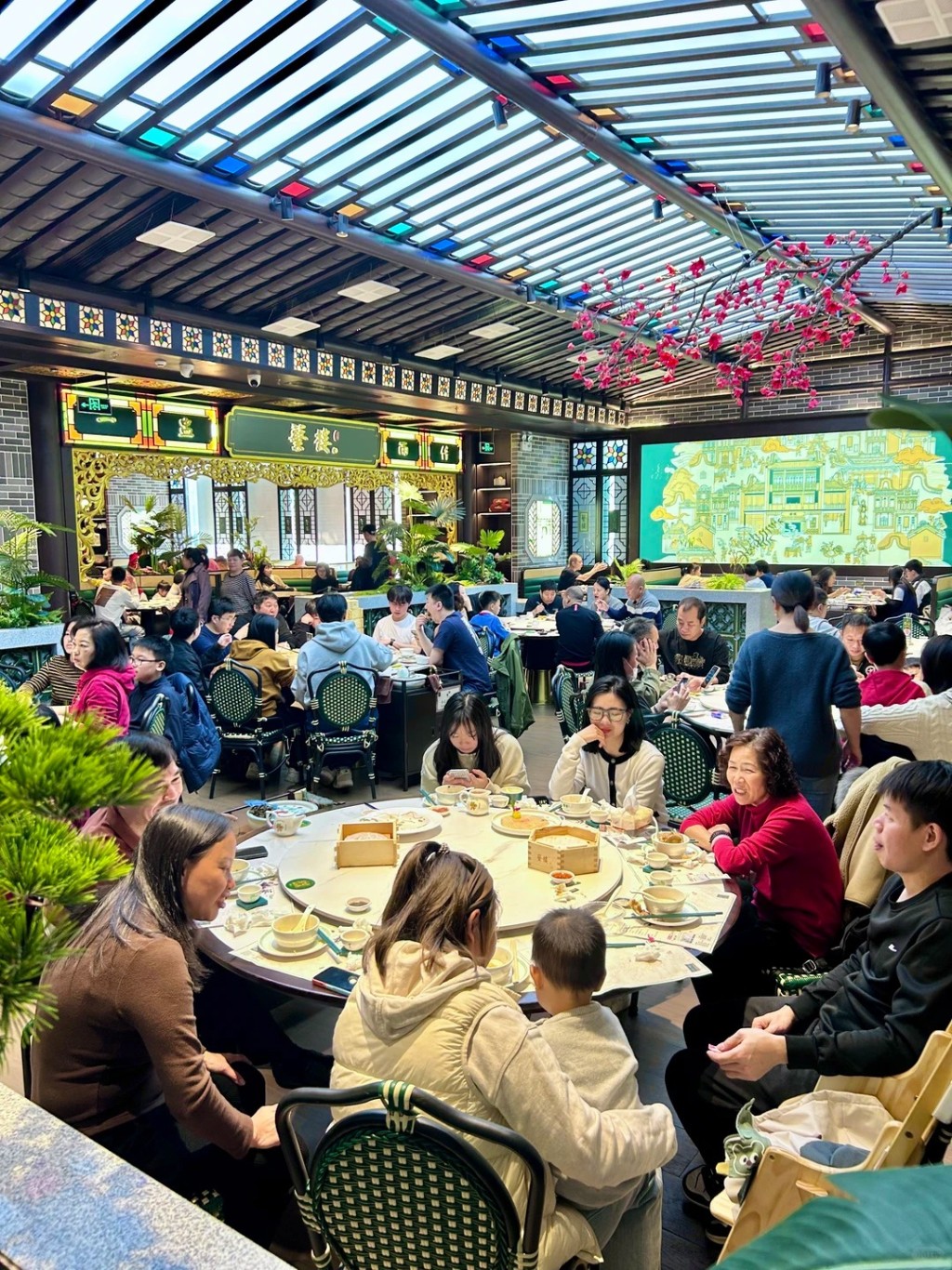 廣東的茶位費文化近年常有爭議。小紅書 廣東的茶位費文化近年常有爭議。小紅書