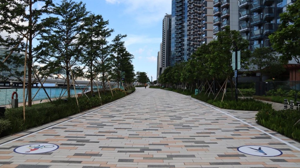啟德海濱花園近啟德橋西面一段長約250米的共融通道明天(31日)開放。發展局fb