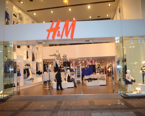 網上流傳H&M員工投訴公司修改守則,限制員工在社交媒體發表言論。資料圖片