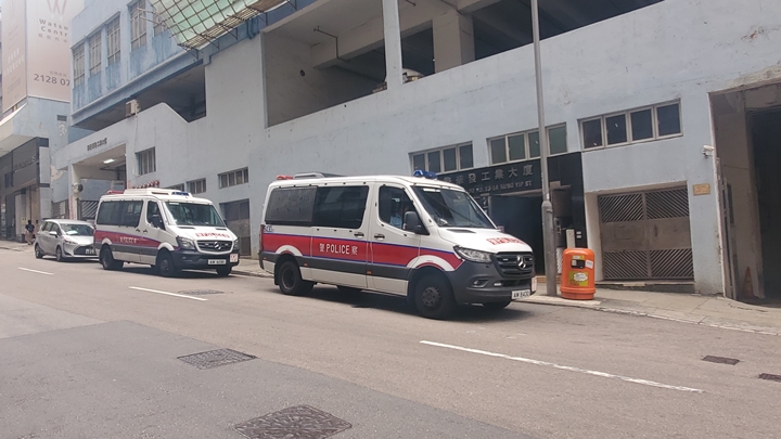 男子在工廈單位燒炭亡。蔡楚輝攝