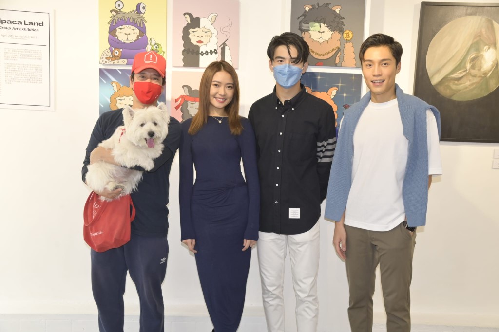 戴祖儀和Oscar合作搞藝術群展，邀請丁子朗和Eric Kwok出席。
