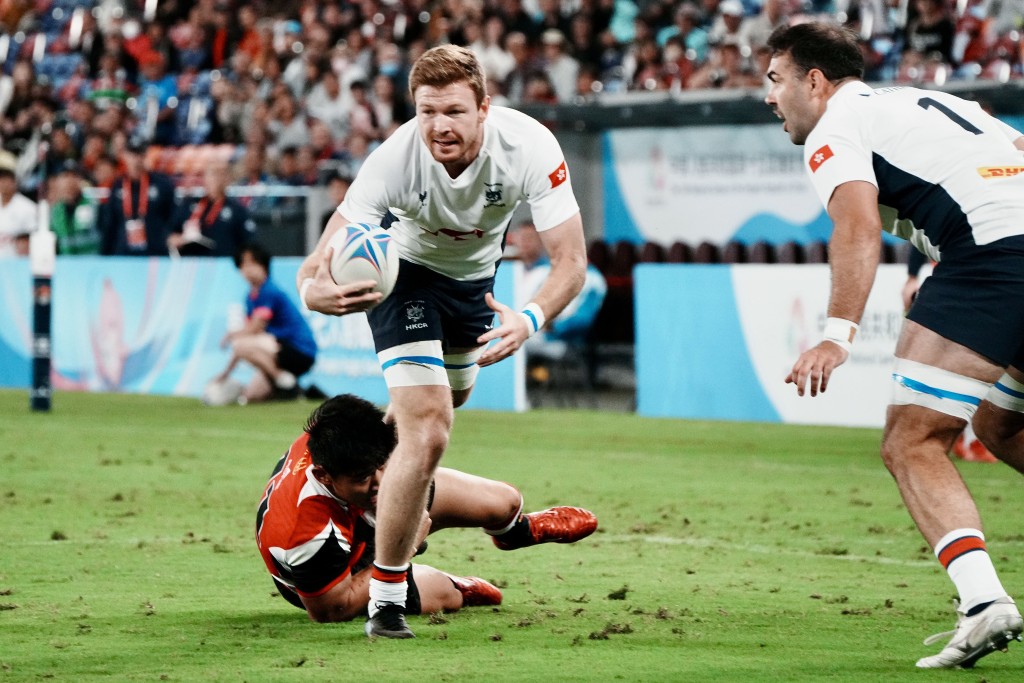 港男子隊在首戰擊敗勁敵山東隊。