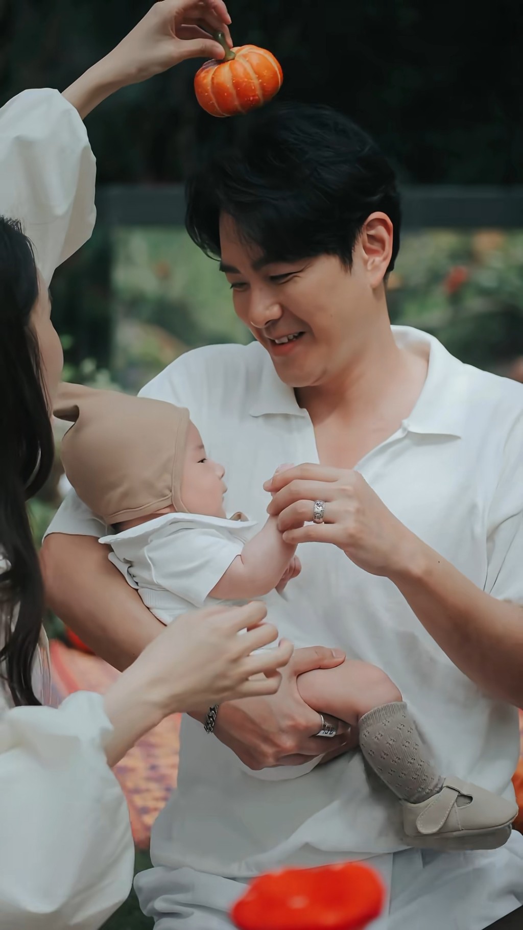 黃翠如與蕭正楠去年為兒子舉行百日宴。 黃翠如與蕭正楠去年為兒子舉行百日宴。