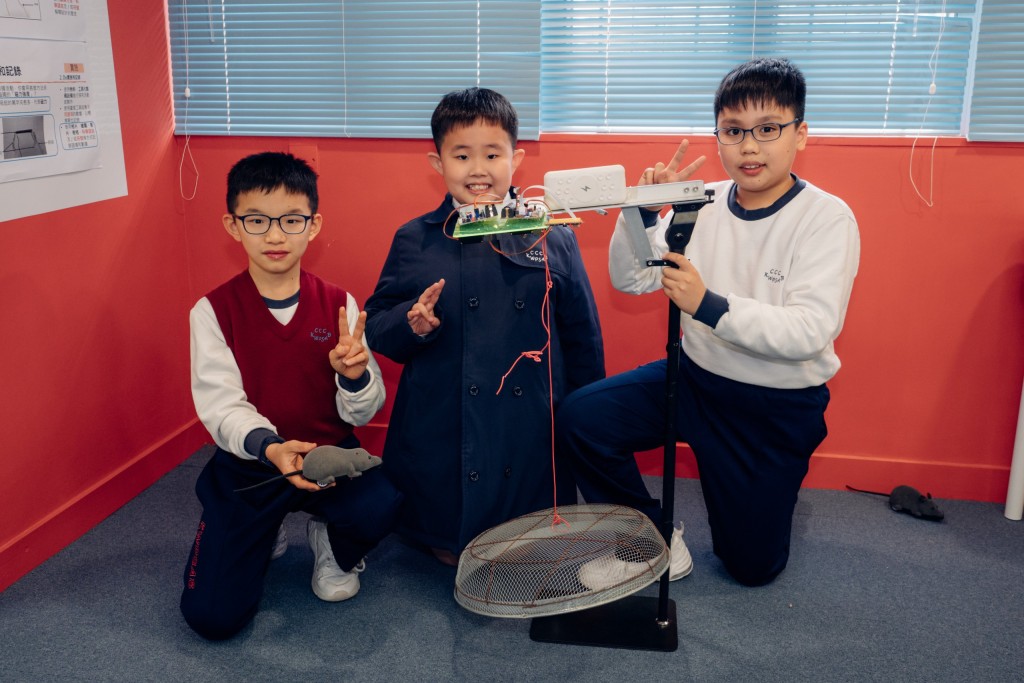  學生發明「老鼠捕捉器」既是學以致用，亦達到學校推行STEAM教育有關社區關懷的目的。