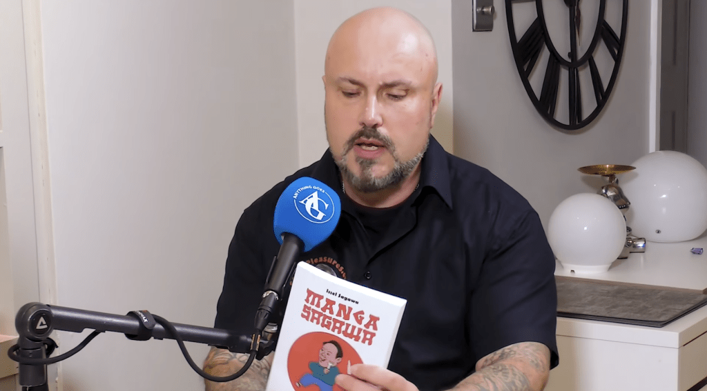 克勞克斯近日在YouTube節目《Anything Goes With James English》坦承，其異常癖好源於10歲祖父離世後產生的死亡執念。畫面截圖