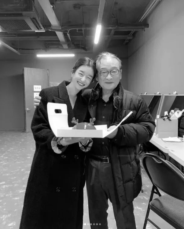 徐睿知曾與李順載合作《薯嘜一家人》，在社交網致哀。