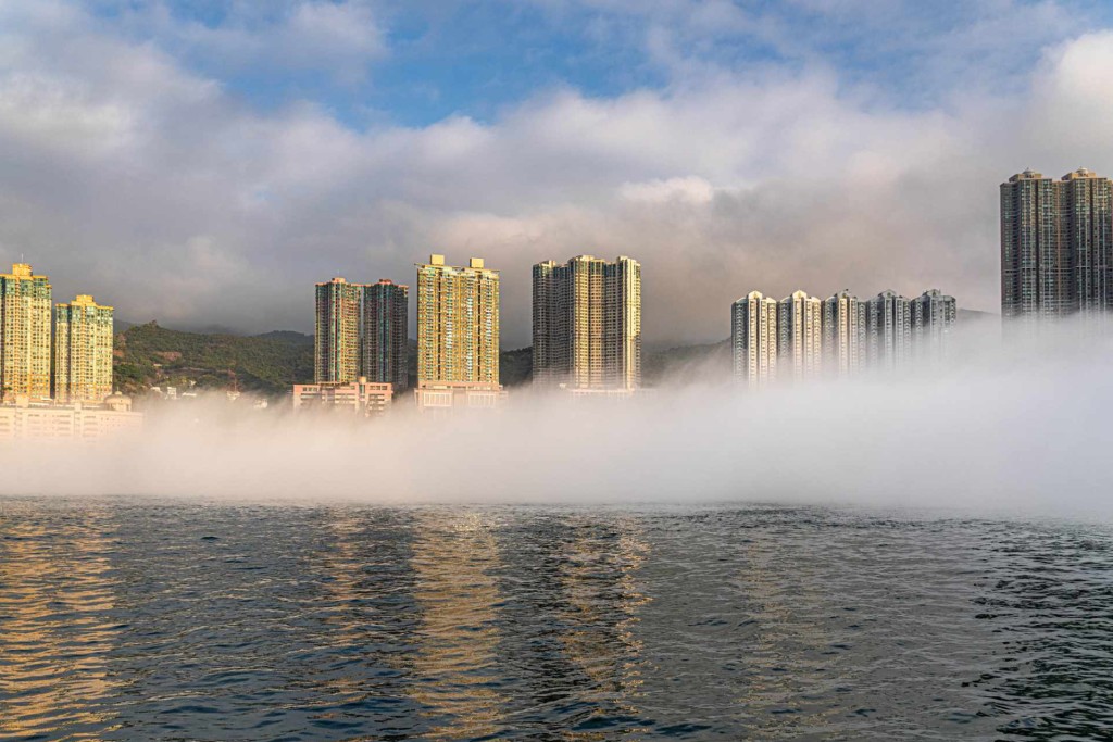 天文台今日（22日）在社交平台發帖，分享本港海霧美照。天文台FB圖片