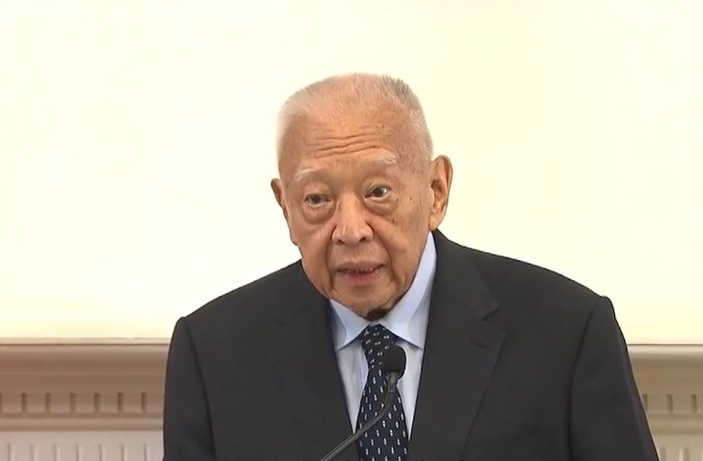 董建華辦公室指,董建華為人剛正不阿、胸懷家國、鞠躬盡瘁。資料圖片 董建華辦公室指,董建華為人剛正不阿、胸懷家國、鞠躬盡瘁。資料圖片