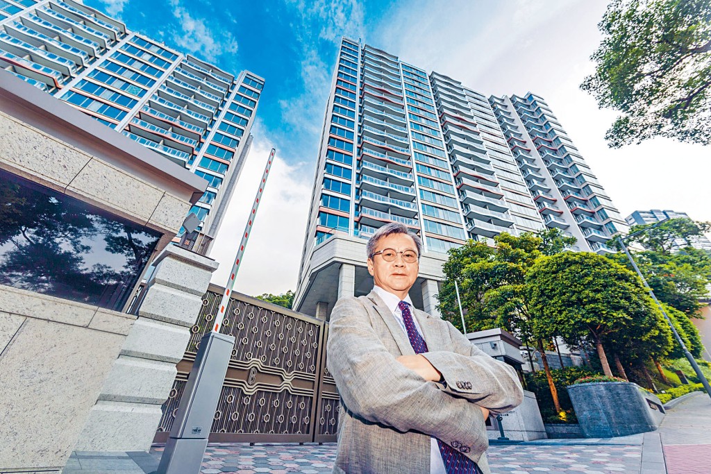 長實趙國雄表示，中半山21 BORRETT ROAD標準戶呎價，可望突破10萬大關。