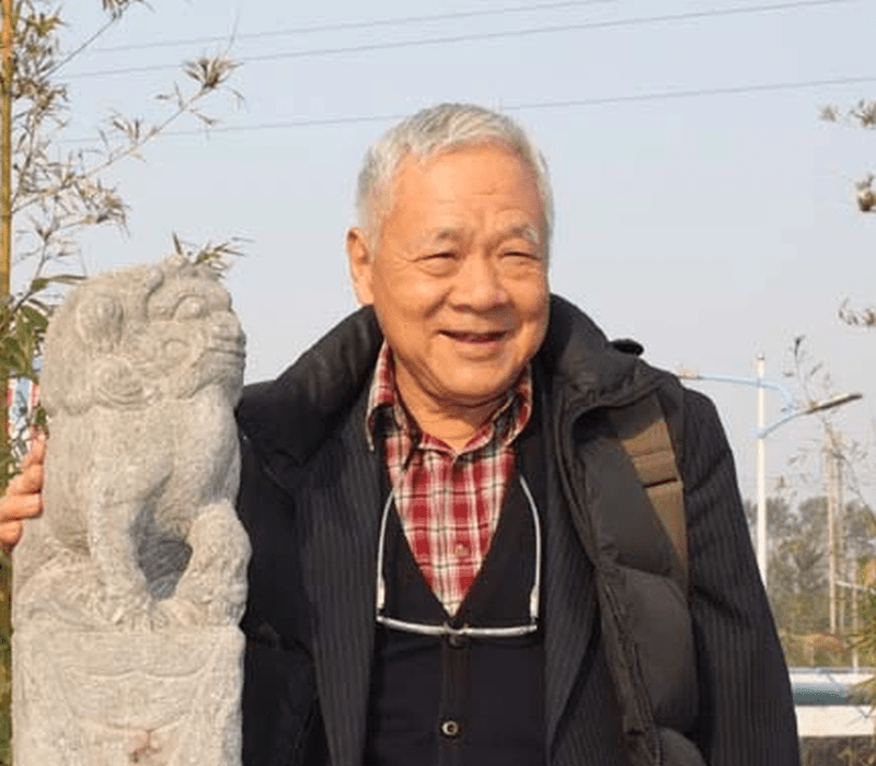 著名詩人瘂弦逝世，享年92歲。