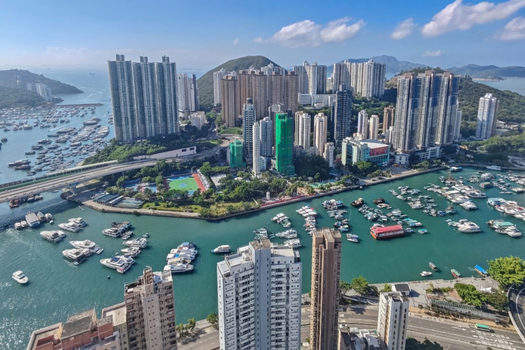 鴨脷洲精品住宅項目,坐擁無敵海景。 鴨脷洲精品住宅項目,坐擁無敵海景。