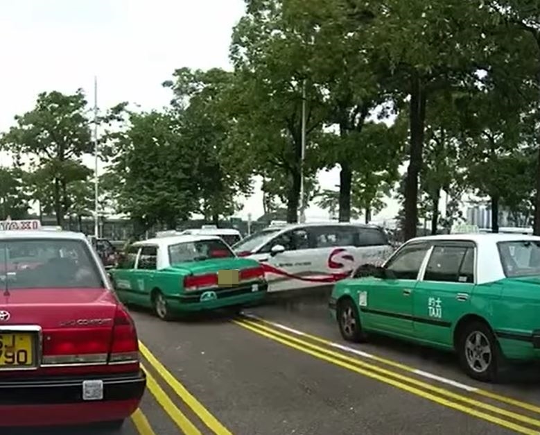 fb馬路的事 (即時交通資訊台)影片截圖