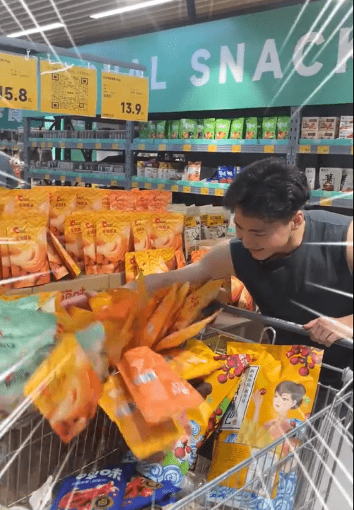 深圳4大倉儲式超市推介｜2.挺惠買折扣倉 與山姆會員商店不同的是，這裏雖有售大包裝貨品，卻不採捆綁式銷售，顧客要多少才買多少