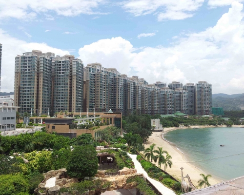 珀丽湾海景户698万成交