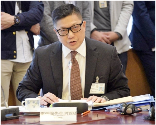 鄧炳強指美國制裁毫無意義。資料圖片