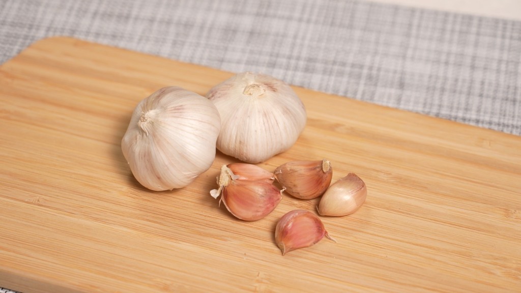 蒜頭具殺菌作用。