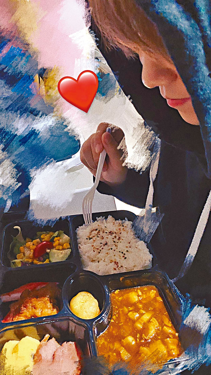姜濤大讚便當好味。
