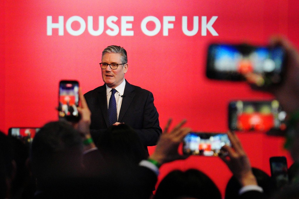 英國首相施紀賢轉抵上海繼續訪華行程。 路透社