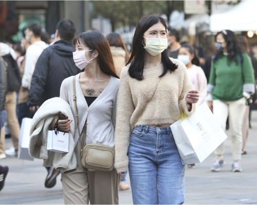 台灣當局稱有望於6月接種新冠疫苗。AP資料圖片