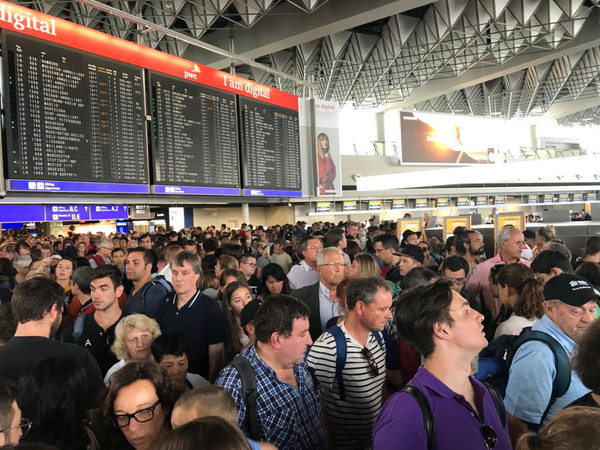法蘭克福機場瘧疾疫情累計8人感染,3人死亡。路透社 法蘭克福機場瘧疾疫情累計8人感染,3人死亡。路透社