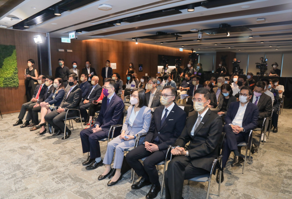 香港應用科技研究院今日以「2022 深港車聯網科創走廊」為題舉行新聞發佈會。