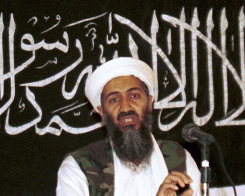 拉登在日記中提到曾赴英學語言。美聯社