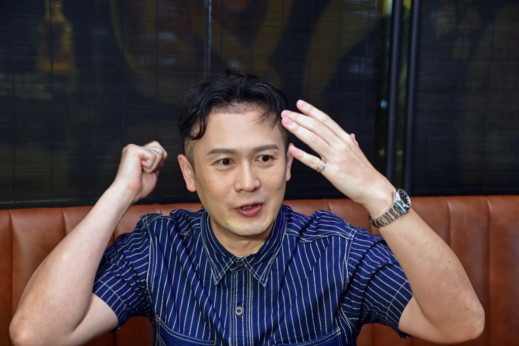 被脫髮問題困擾多年的Aaron，現在提起仍相當肉緊。