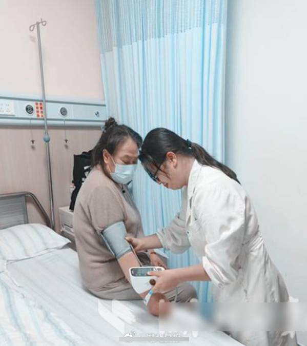 陳婆婆日喝最少3瓶無糖飲料，致患上糖尿病酮症。湖北日報