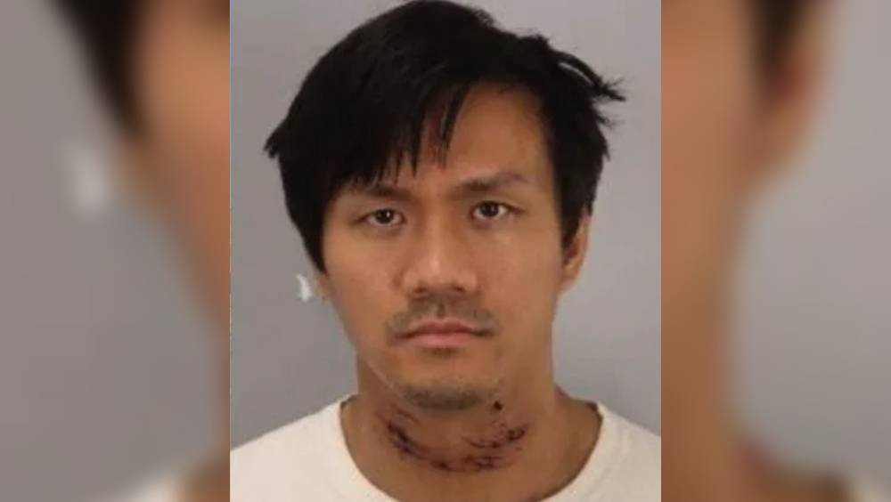 一對美國華裔夫妻，因妻子出軌洋男，丈夫求復合不成，雙殺對方判囚終身。  河濱縣警局