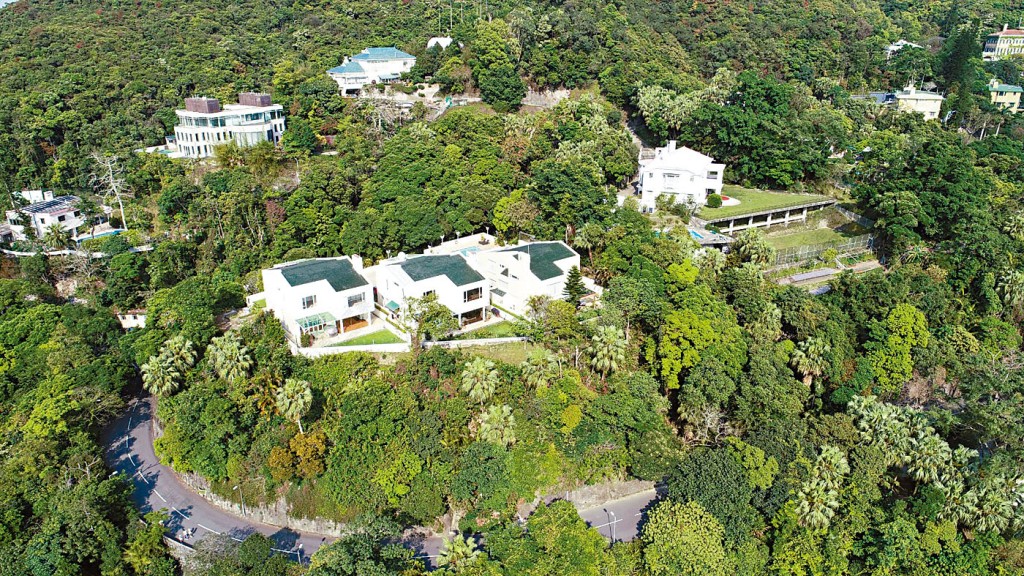 太古集團山頂金馬麟山道5號豪宅地，上月中旬以10億易手。