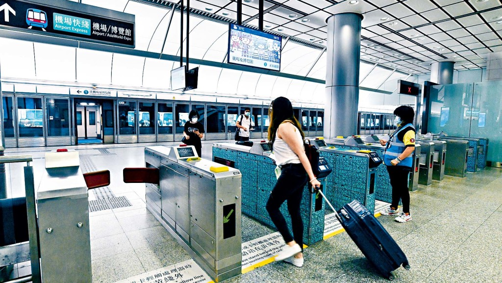 機場快綫加價︱田北辰關注往博覽館車費 長遠能否與東涌綫看齊