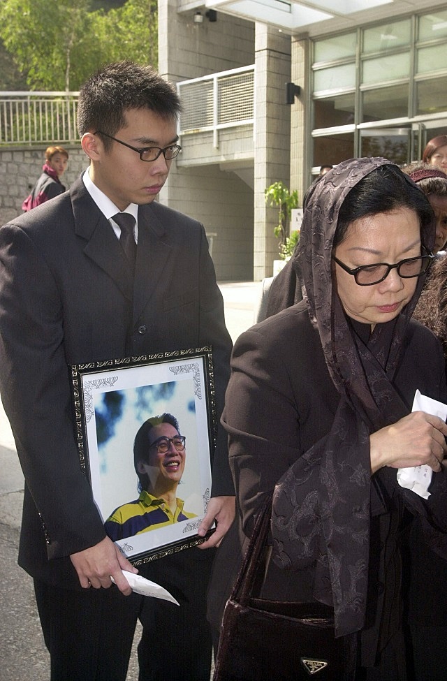 林振強兒子及太太。資料圖片