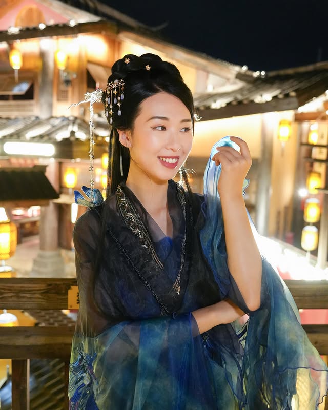 楊媛媛每日接受長達3小時的Catwalk特訓。 楊媛媛每日接受長達3小時的Catwalk特訓。