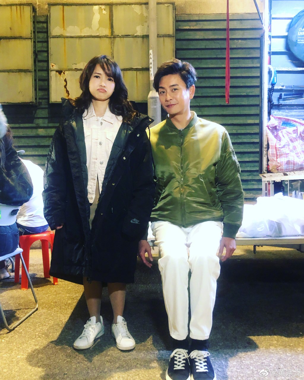 呢張同黃宗澤合照好搞笑。