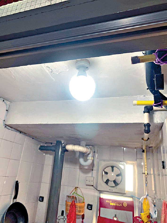 ■換燈後，家居變得更光更有生氣。