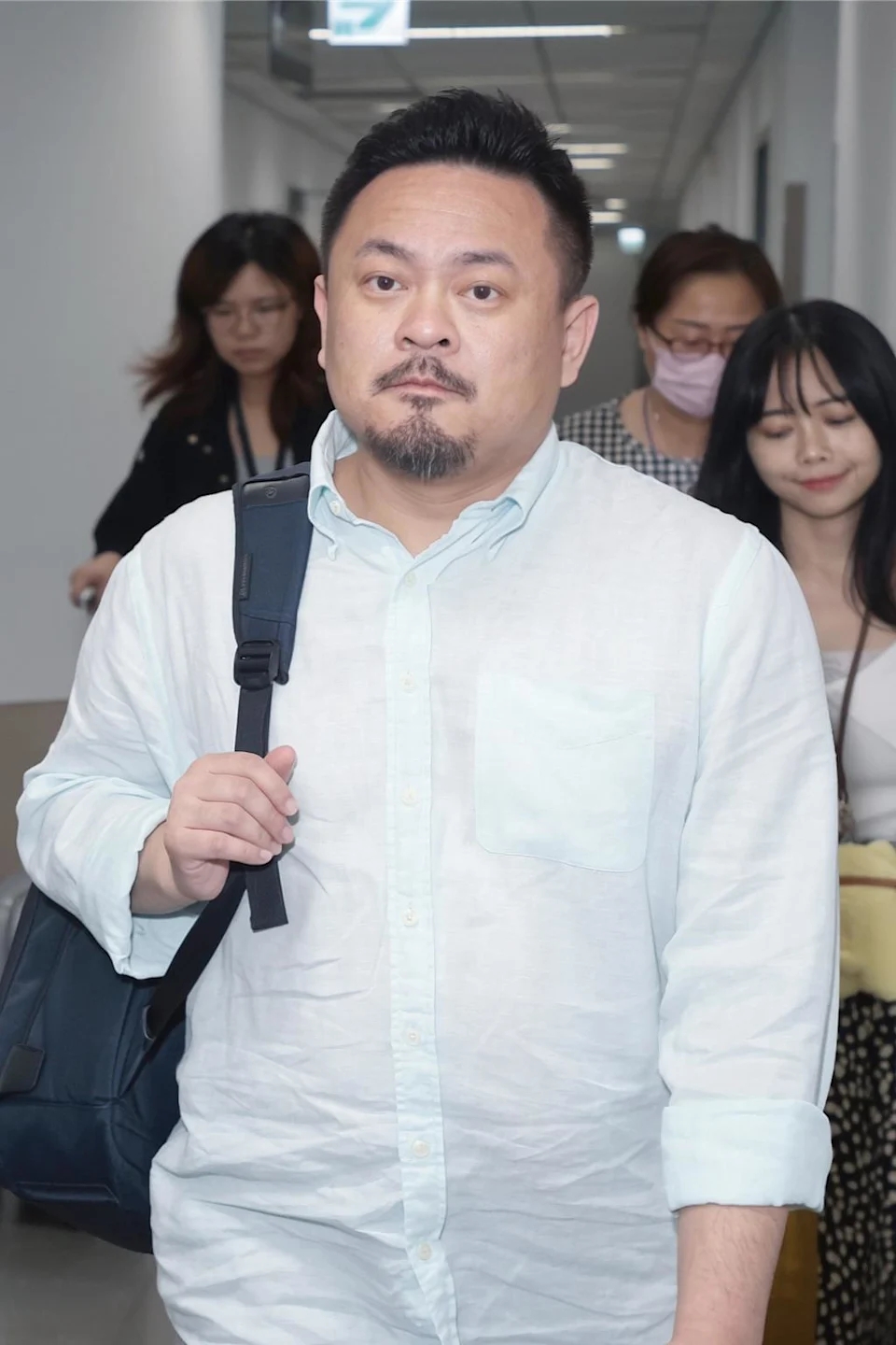 台劳动部长洪申翰赴南京APEC。 中时