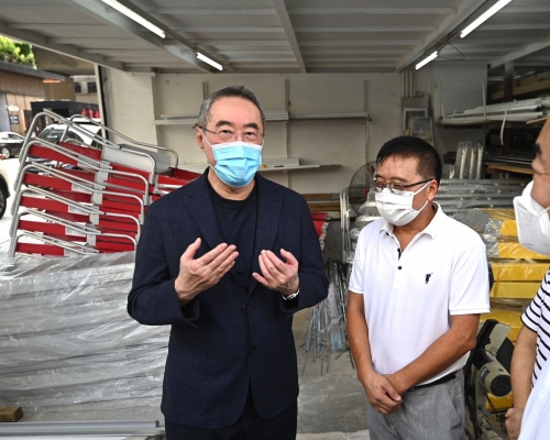 唐英年同意行政長官林鄭月娥改組政策局的方向。