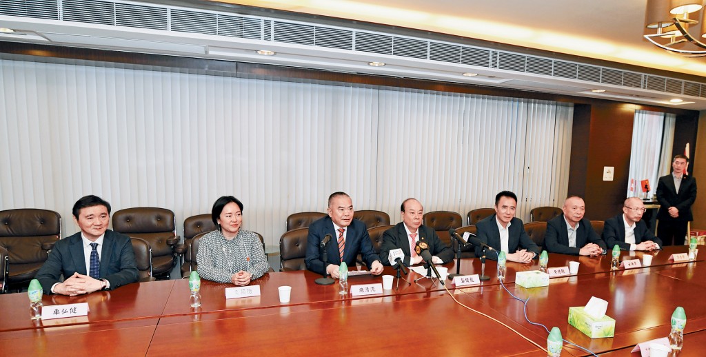 香港廣東社團總會今年再次聯合香港福建社團聯會等28個省級同鄉社團,舉辦第二屆「同鄉社團家鄉市集嘉年華」。