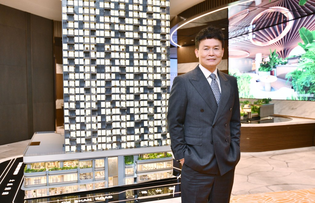 恒基林达民表示,减息对不同类型买家,甚至发展商均有利。 恒基林达民表示,减息对不同类型买家,甚至发展商均有利。