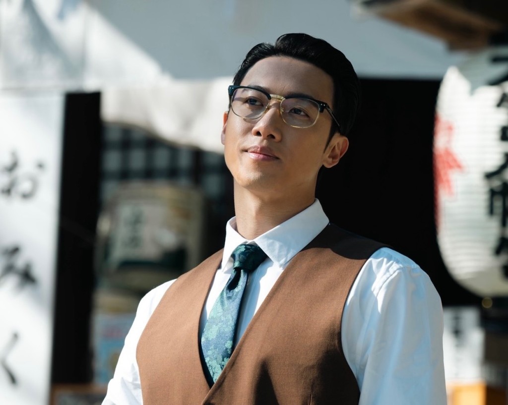 邱士縉飾Andy。