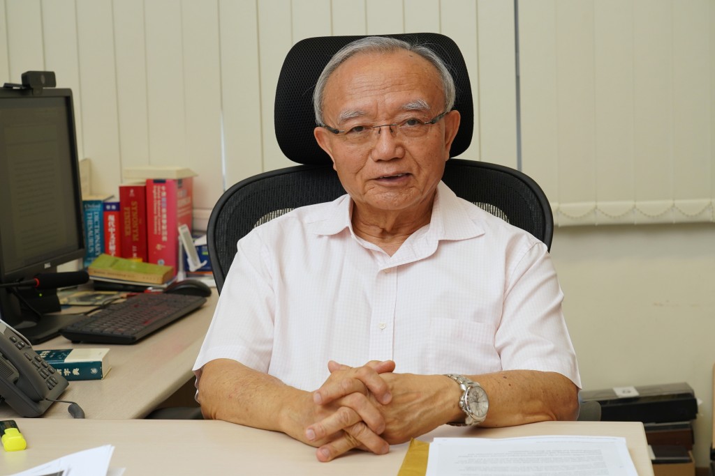 全國港澳研究會顧問劉兆佳認為，現時政治局面穩定，令政府有更大空間聚焦發展經濟民生。