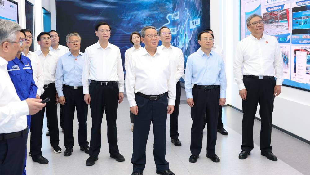 李強在遼寧大連調研，到訪大連船舶重工集團有限公司。 新華社