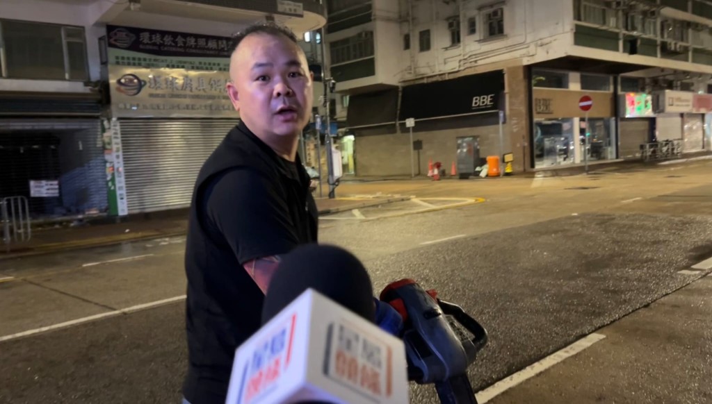 被問到若政策延長會否幫助更明顯,貨車司機黃先生稱:「睇政府喇!」 被問到若政策延長會否幫助更明顯,貨車司機黃先生稱:「睇政府喇!」