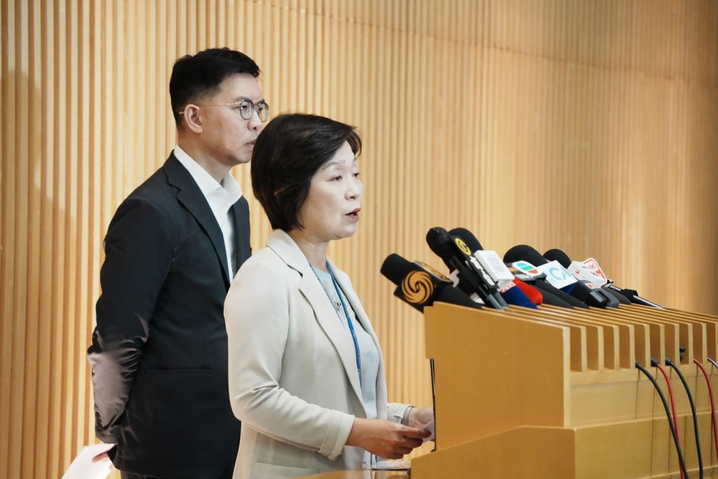 蔡若蓮指,事件不涉及外判商服務。 蔡若蓮指,事件不涉及外判商服務。