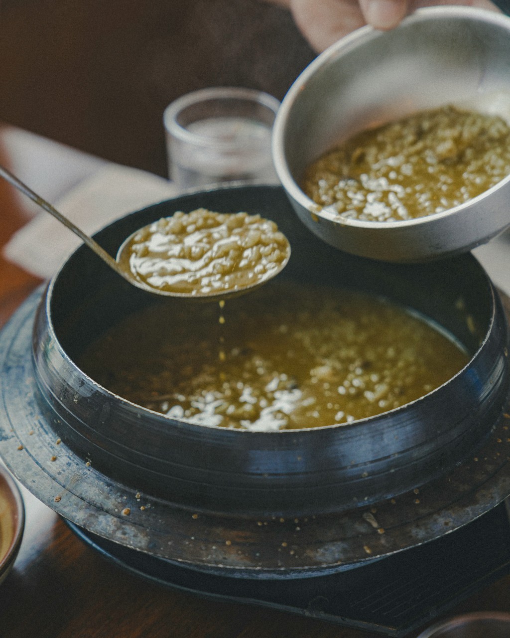 對於長期病患者，飲用綠豆湯應多加注意。 unsplash