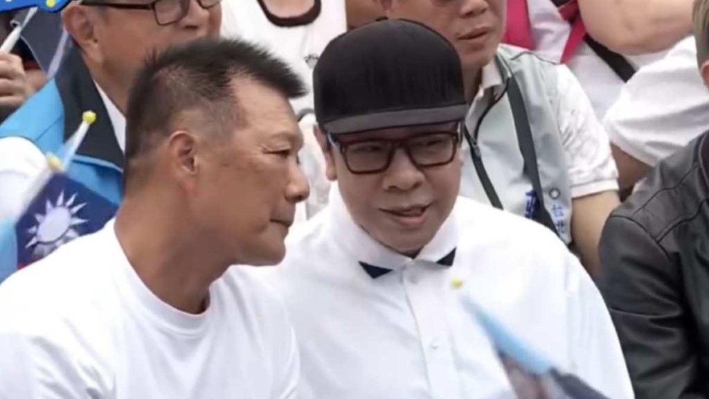 蔡康永按支持者著裝要求，現身蔣萬安競總成立大會。蔣萬安FB