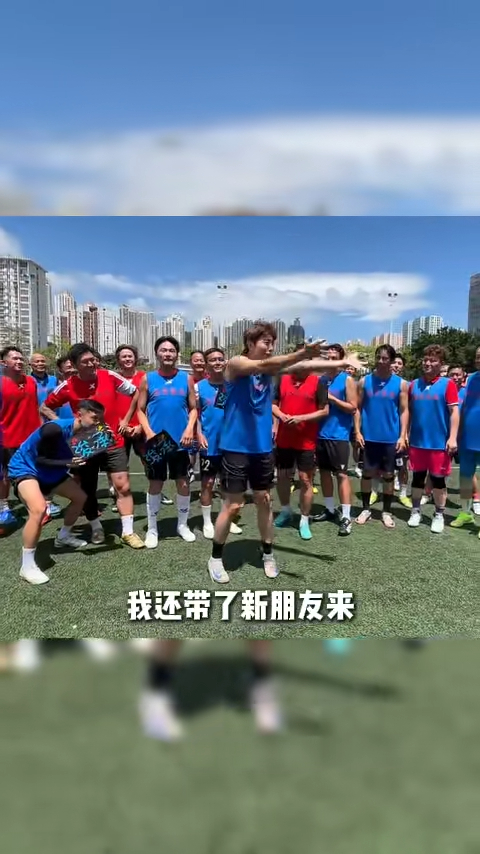 趙浚承歸帶來兩位朋友加入。 趙浚承歸帶來兩位朋友加入。