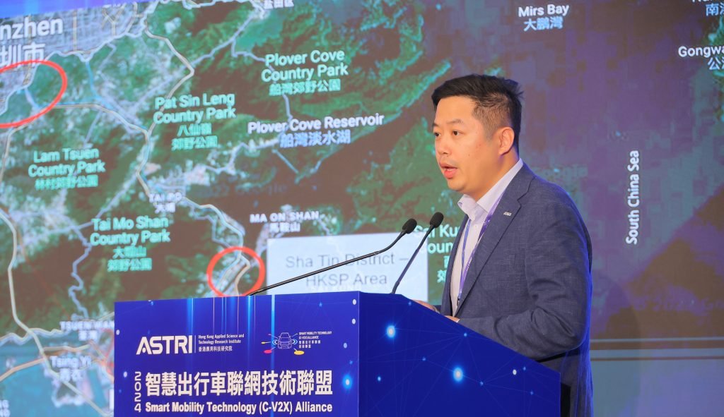 應科院智慧出行總監蘇棟哲先生就中國智能聯網汽車的發展作出評估。