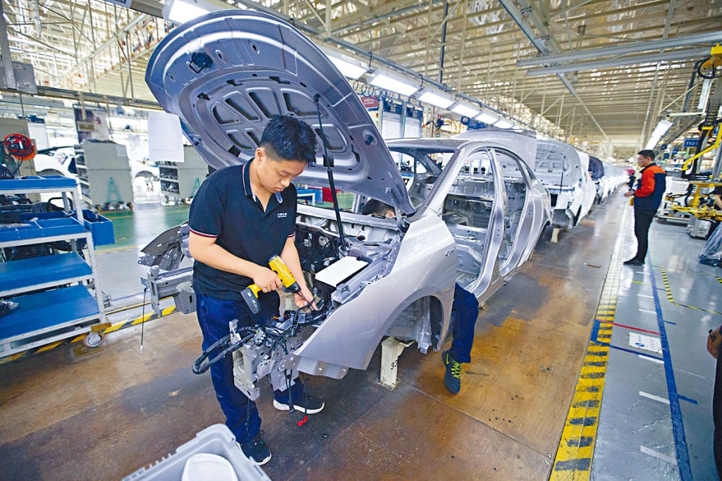 內地確診人數急升嚴重削弱製造商生產商品的能力,多地6成企業提前放假。