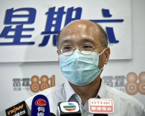 香港中學校長會主席鄧振強稱國安法條文仍未公布現時未能回應學生疑問。 資料圖片
